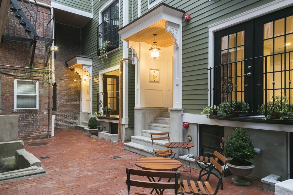 3 Walsh Place Boston, MA 02113 - Photo 1 of 23 Gallery Image 1