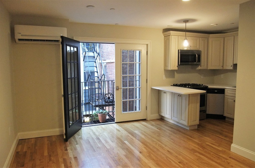 3 Walsh Place Boston, MA 02113 - Photo 5 of 23 Gallery Image 5