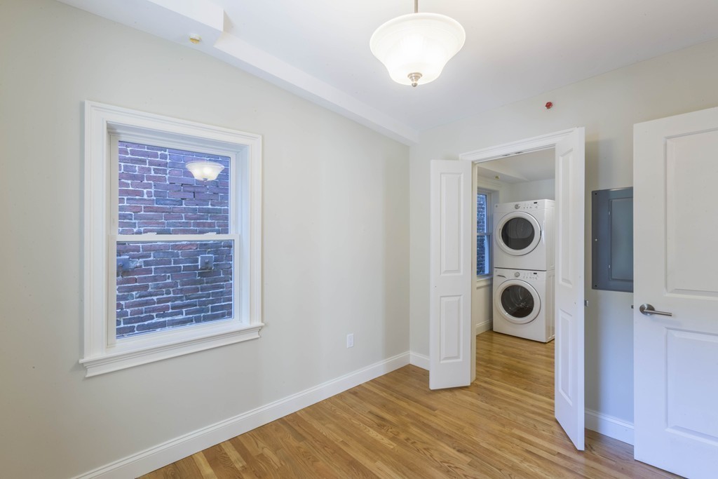 3 Walsh Place Boston, MA 02113 - Photo 8 of 23 Gallery Image 8