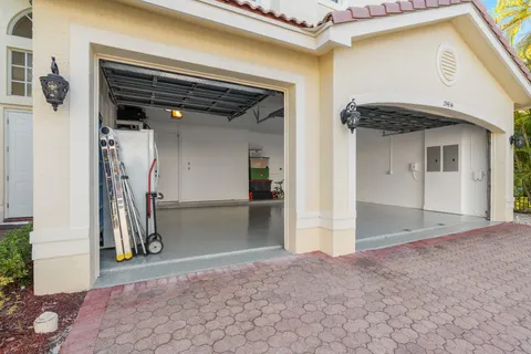 $1,400,000 | 19434 Estuary Drive, Boca Raton, FL 33498