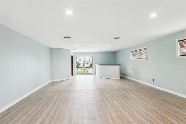 $3,000 | 321 West Harrison Avenue, Unit UPPR, New Orleans, LA 70124