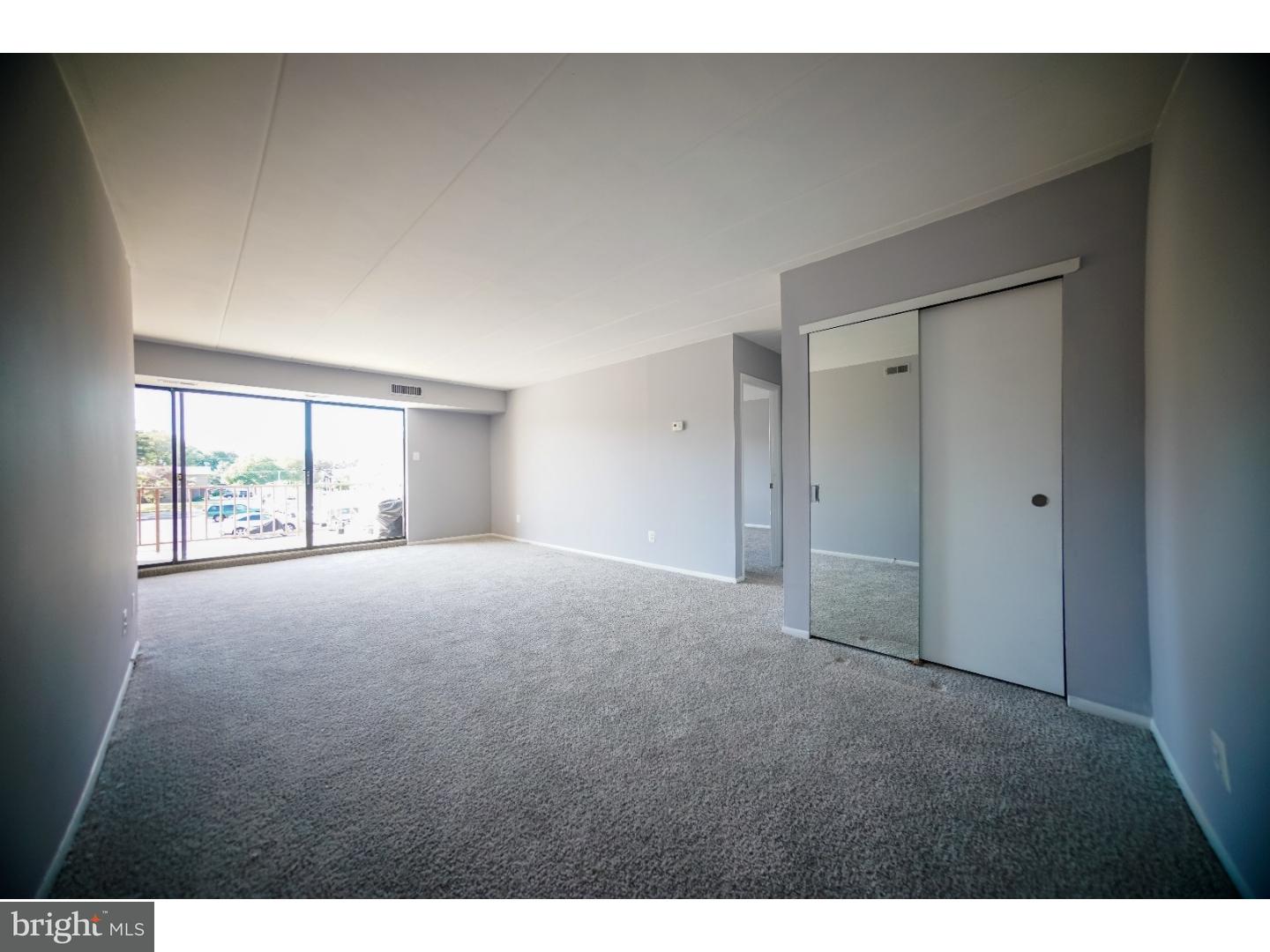 8920 Krewstown Road, Unit 220 Philadelphia, PA 19115 - Photo 8 of 22 Living Room
