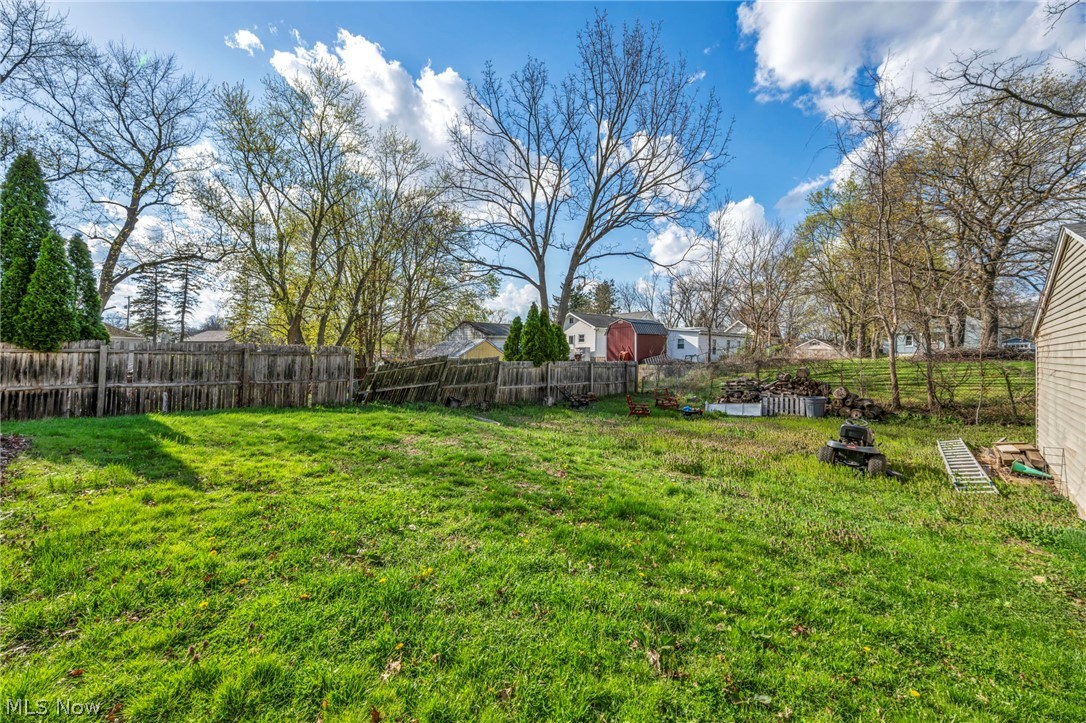 2727 McElwain Road Akron, OH 44312 - Photo 33 of 41
