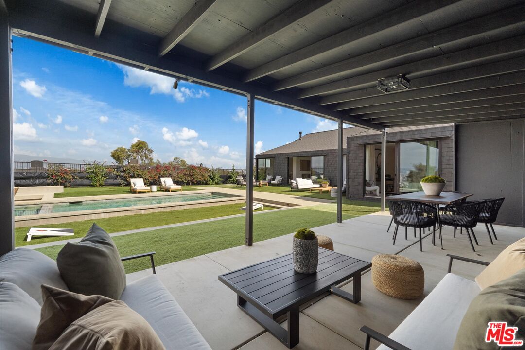 5255 Veronica Street Los Angeles, CA 90008 - Photo 11 of 75