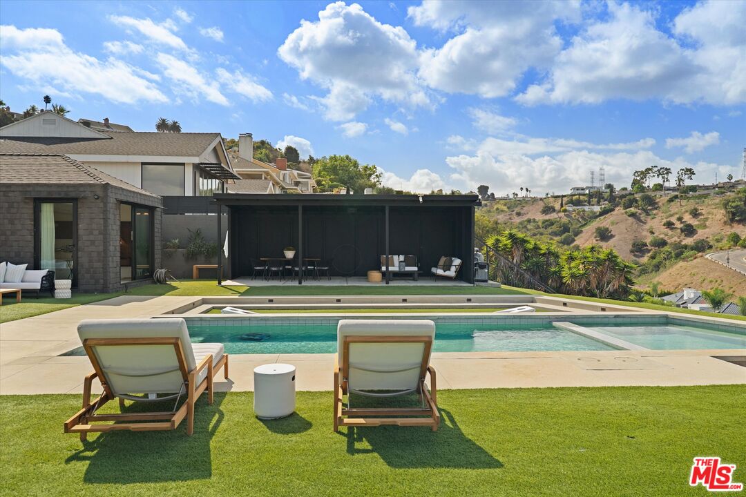 5255 Veronica Street Los Angeles, CA 90008 - Photo 13 of 75