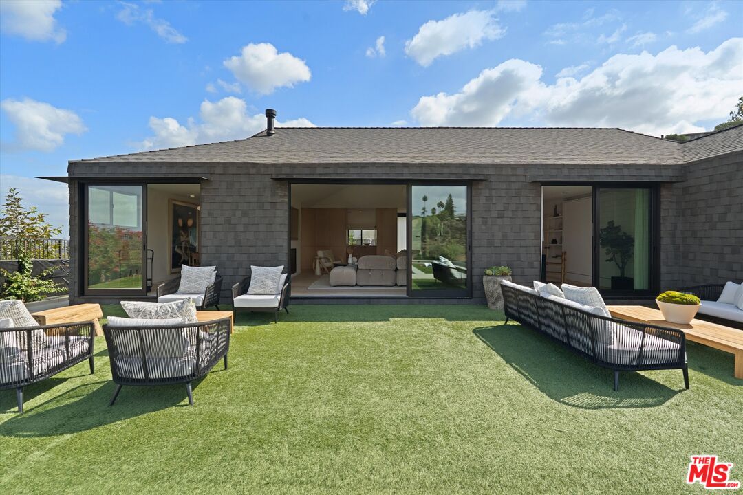 5255 Veronica Street Los Angeles, CA 90008 - Photo 16 of 75