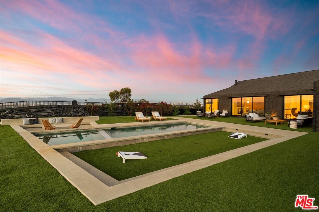 5255 Veronica Street Los Angeles, CA 90008 - Photo 3 of 75