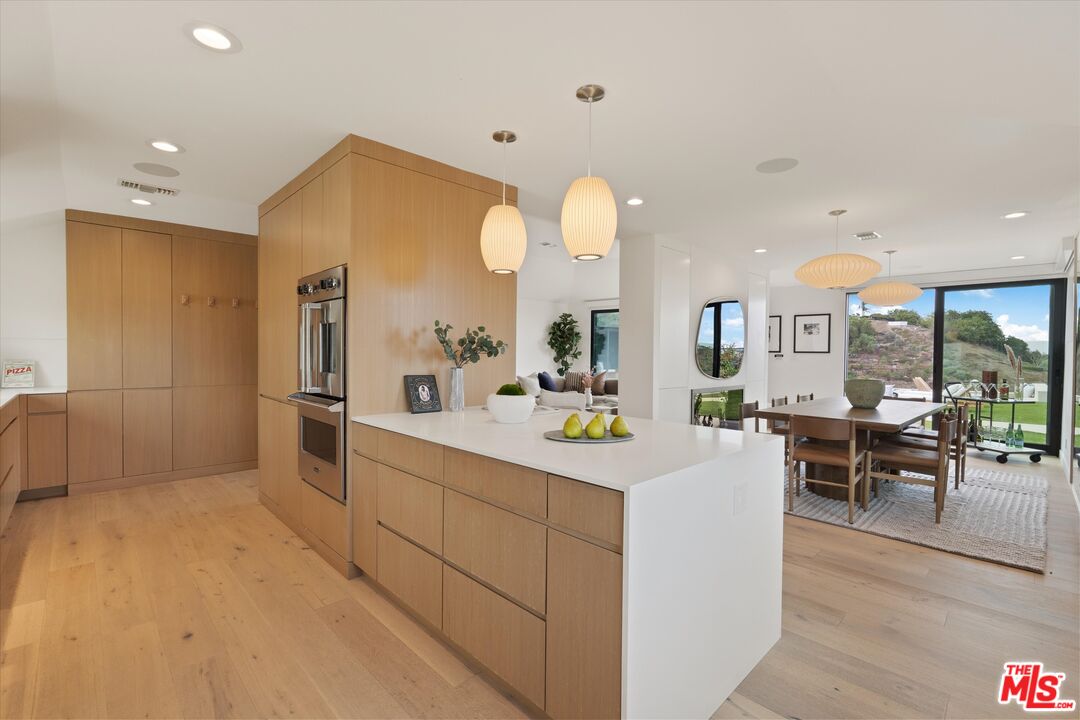 5255 Veronica Street Los Angeles, CA 90008 - Photo 31 of 75