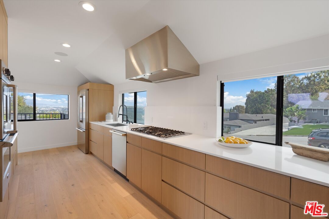 5255 Veronica Street Los Angeles, CA 90008 - Photo 34 of 75