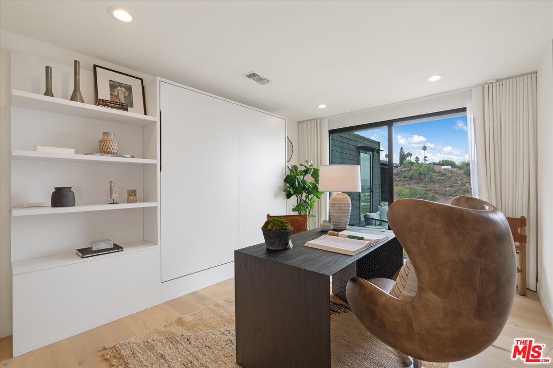 5255 Veronica Street Los Angeles, CA 90008 - Photo 46 of 75