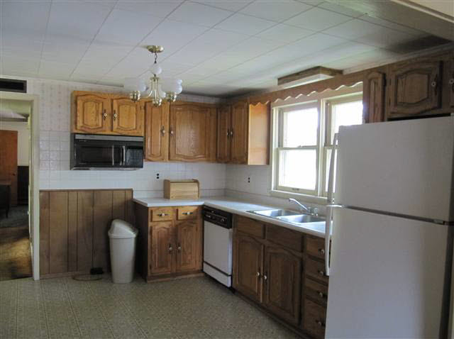 6809 East Piccadilly Road Muncie, IN 47303 - Photo 5 of 11 Gallery Image 5