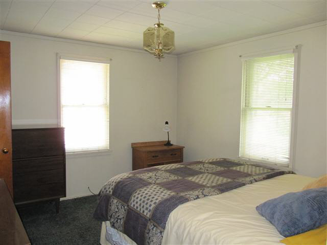 6809 East Piccadilly Road Muncie, IN 47303 - Photo 6 of 11 Gallery Image 6