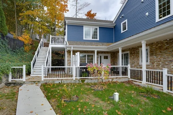 $640,000 | 17 School Street, Unit C, Hudson, MA 01749