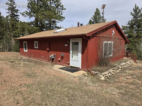 $350,000 | 875 Obsidian Drive, Florissant, CO 80816