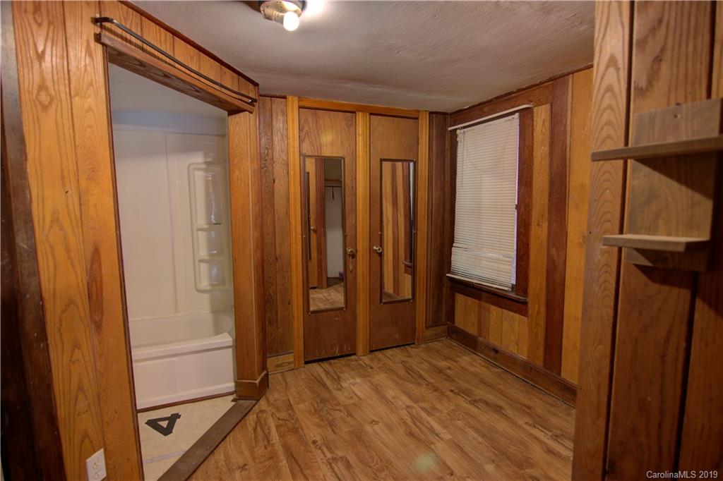112 Rabbit Hop Road Spruce Pine, NC 28777 - Photo 9 of 15 Gallery Image 9