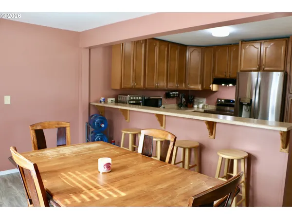 $356,000 | 400 West 6th Street, The Dalles, OR 97058