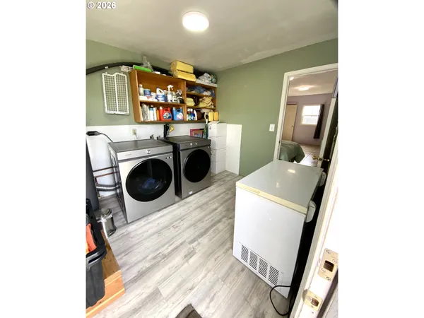 $356,000 | 400 West 6th Street, The Dalles, OR 97058