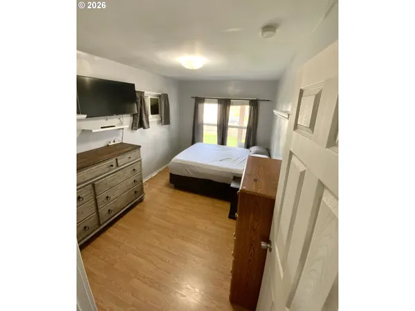 $356,000 | 400 West 6th Street, The Dalles, OR 97058