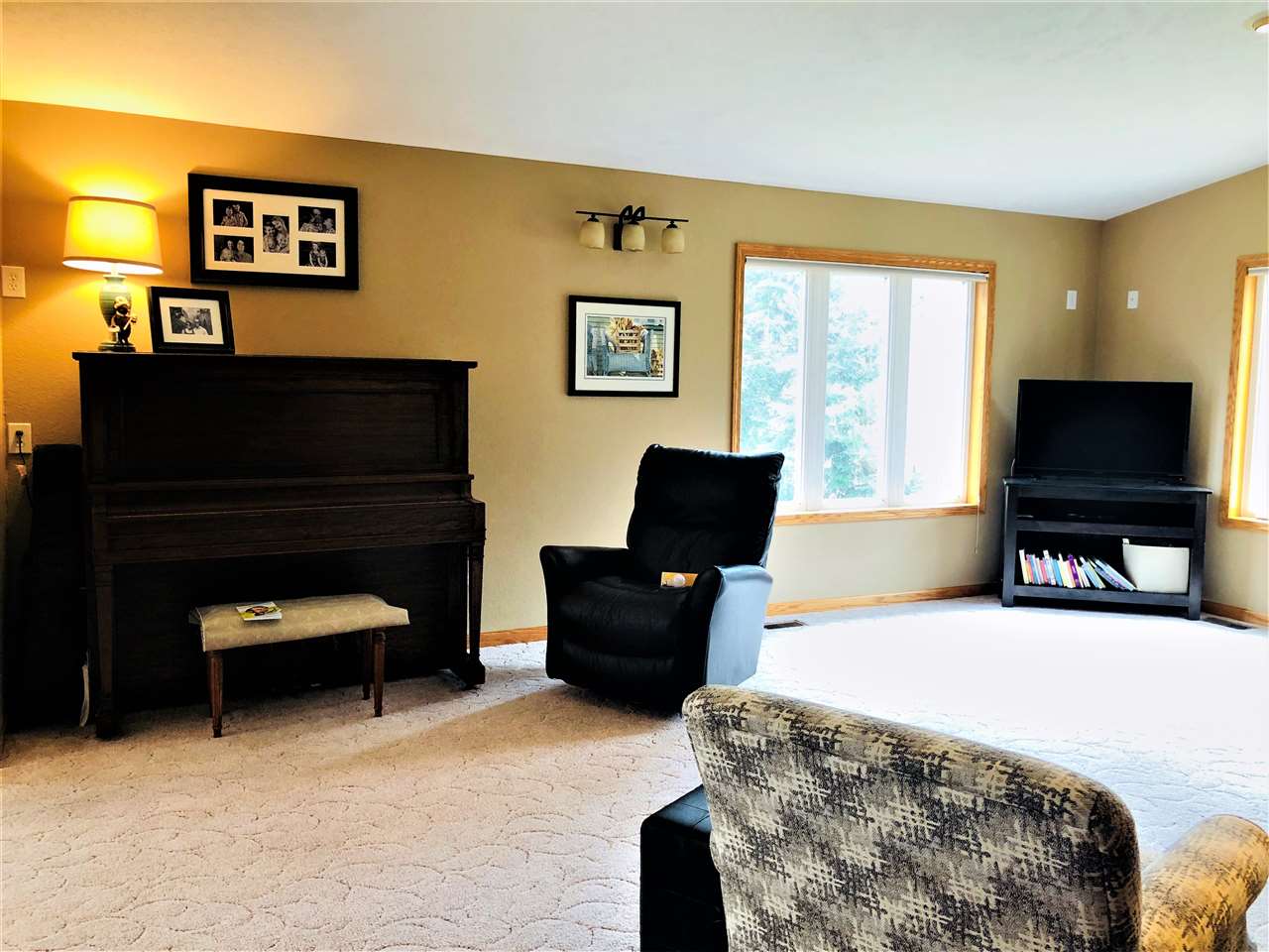 13165 South Lautner Road Traverse City, MI 49684 - Photo 6 of 44 1845924-5.JPG