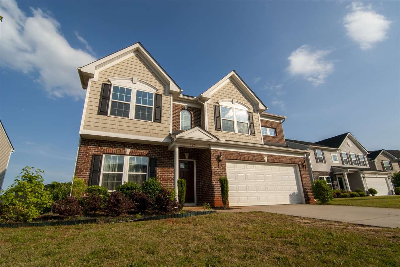 729 Ethridge Point Boiling Springs, SC 29316 - Photo 3 of 22 Gallery Image 3