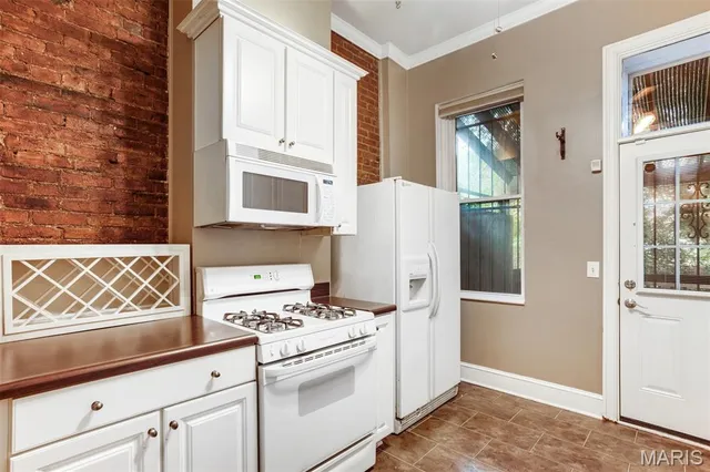 $230,000 | 1908 California Avenue, St. Louis, MO 63104