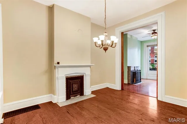 $230,000 | 1908 California Avenue, St. Louis, MO 63104