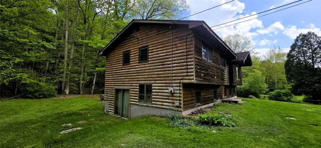 $299,000 | 266 Sugarloaf Road, Grahamsville, NY 12740