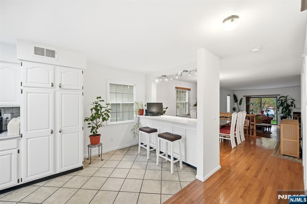 5 Mountain Ridge Road, Unit UC1 Bloomingdale, NJ 07403 - Photo 3 of 34