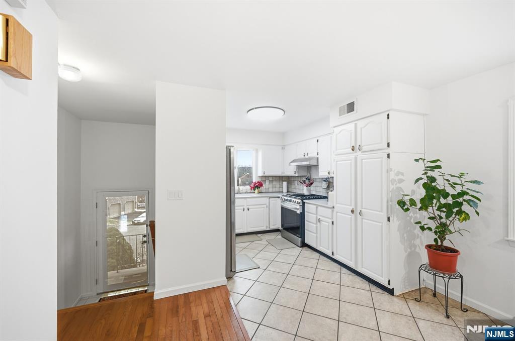 5 Mountain Ridge Road, Unit UC1 Bloomingdale, NJ 07403 - Photo 4 of 34