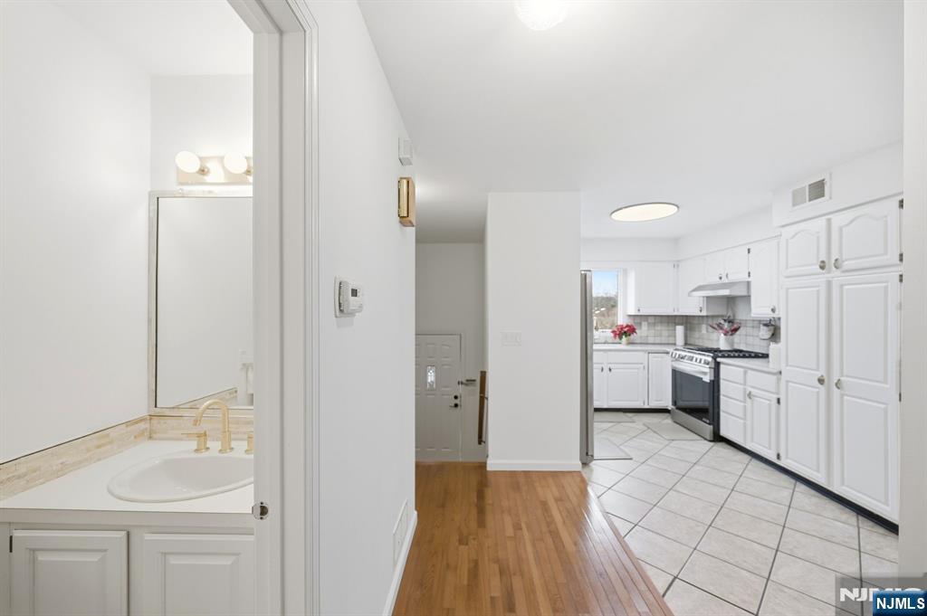 5 Mountain Ridge Road, Unit UC1 Bloomingdale, NJ 07403 - Photo 5 of 34