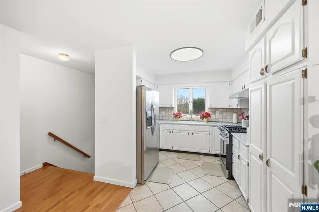 $400,000 | 5 Mountain Ridge Road, Unit UC1, Bloomingdale, NJ 07403