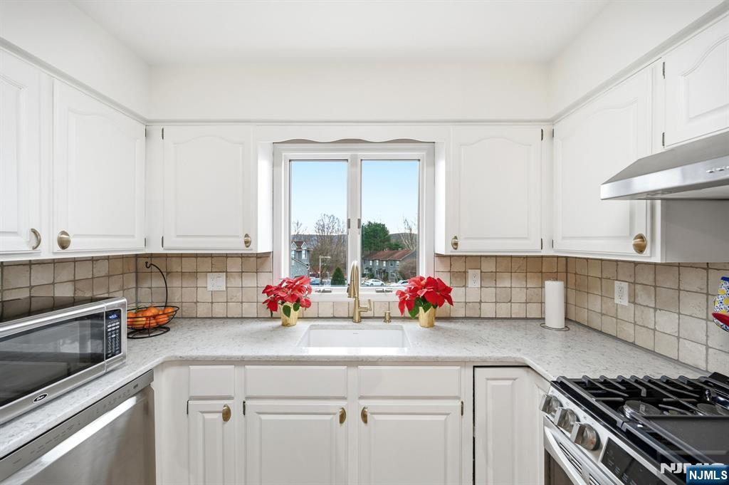 5 Mountain Ridge Road, Unit UC1 Bloomingdale, NJ 07403 - Photo 8 of 34