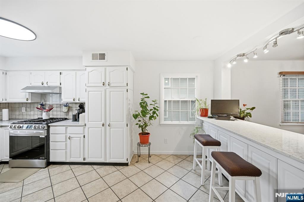 5 Mountain Ridge Road, Unit UC1 Bloomingdale, NJ 07403 - Photo 9 of 34