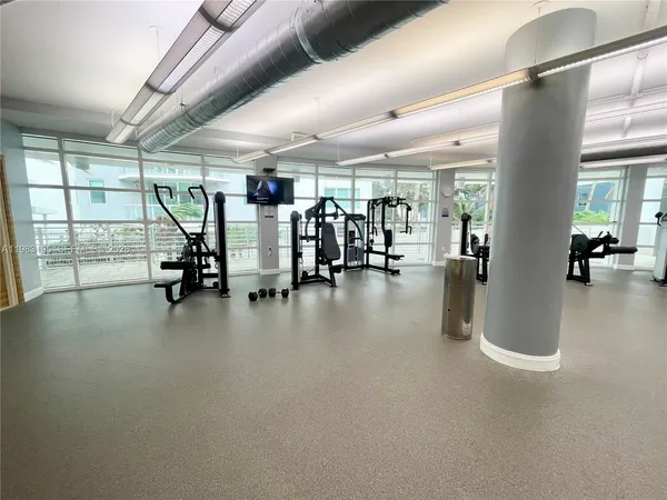 $3,000 | 253 Northeast 2nd Street, Unit 2506, Miami, FL 33132