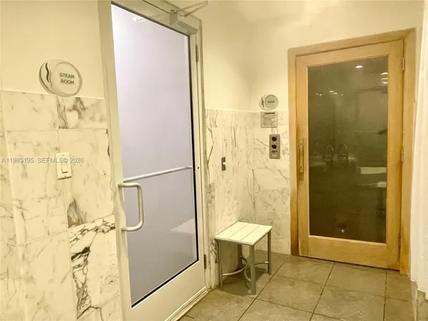 $3,000 | 253 Northeast 2nd Street, Unit 2506, Miami, FL 33132