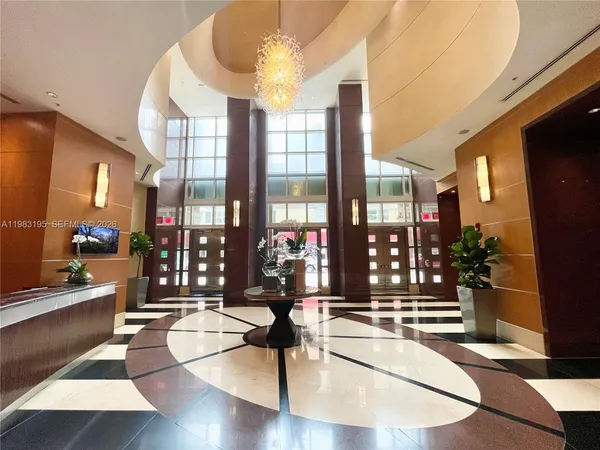 $3,000 | 253 Northeast 2nd Street, Unit 2506, Miami, FL 33132