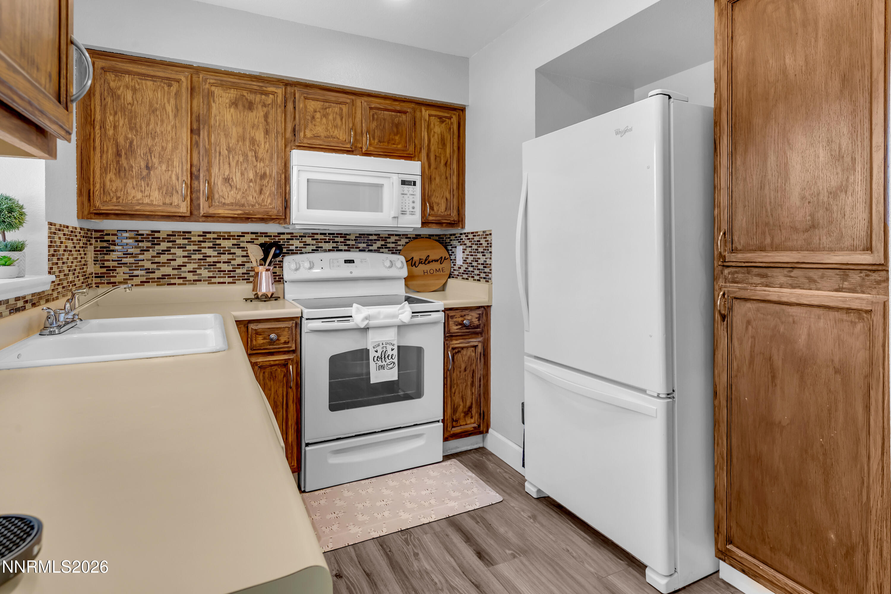 480 Aswan Street Sparks, NV 89441 - Photo 20 of 41 a utility room with dryer and washer