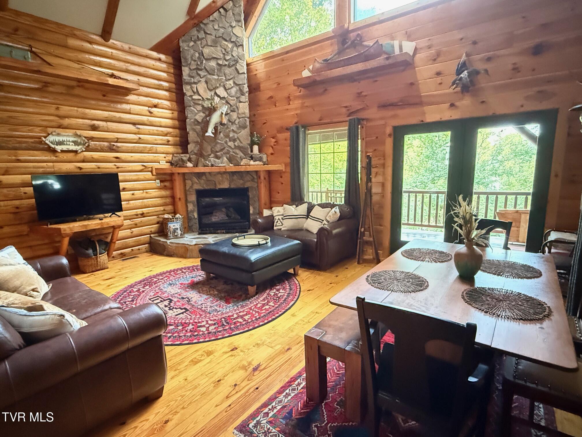 236 Lakeside Drive Butler, TN 37640 - Photo 16 of 61 IMG_1526