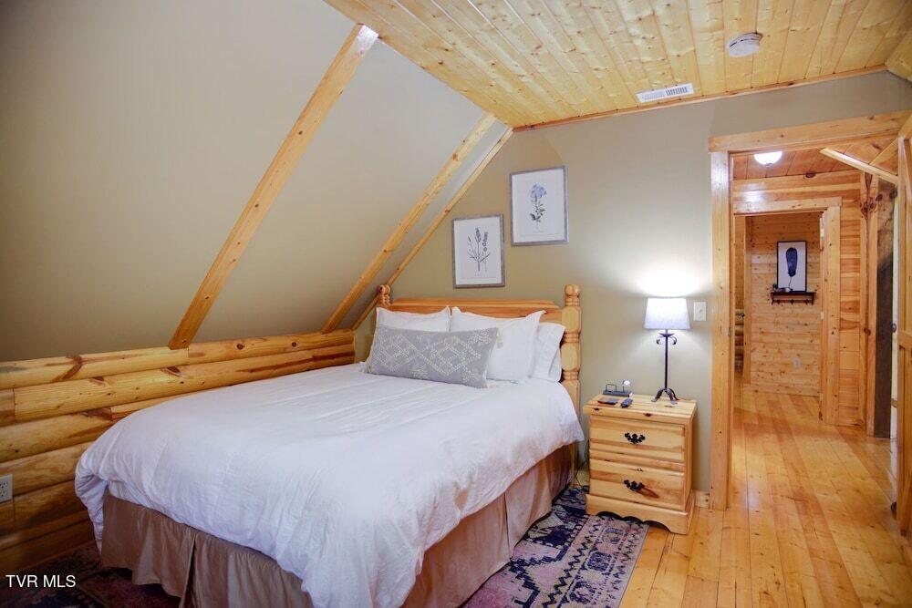 236 Lakeside Drive Butler, TN 37640 - Photo 34 of 61 1da7981644e102a20a566b39d1a64738b9dad092