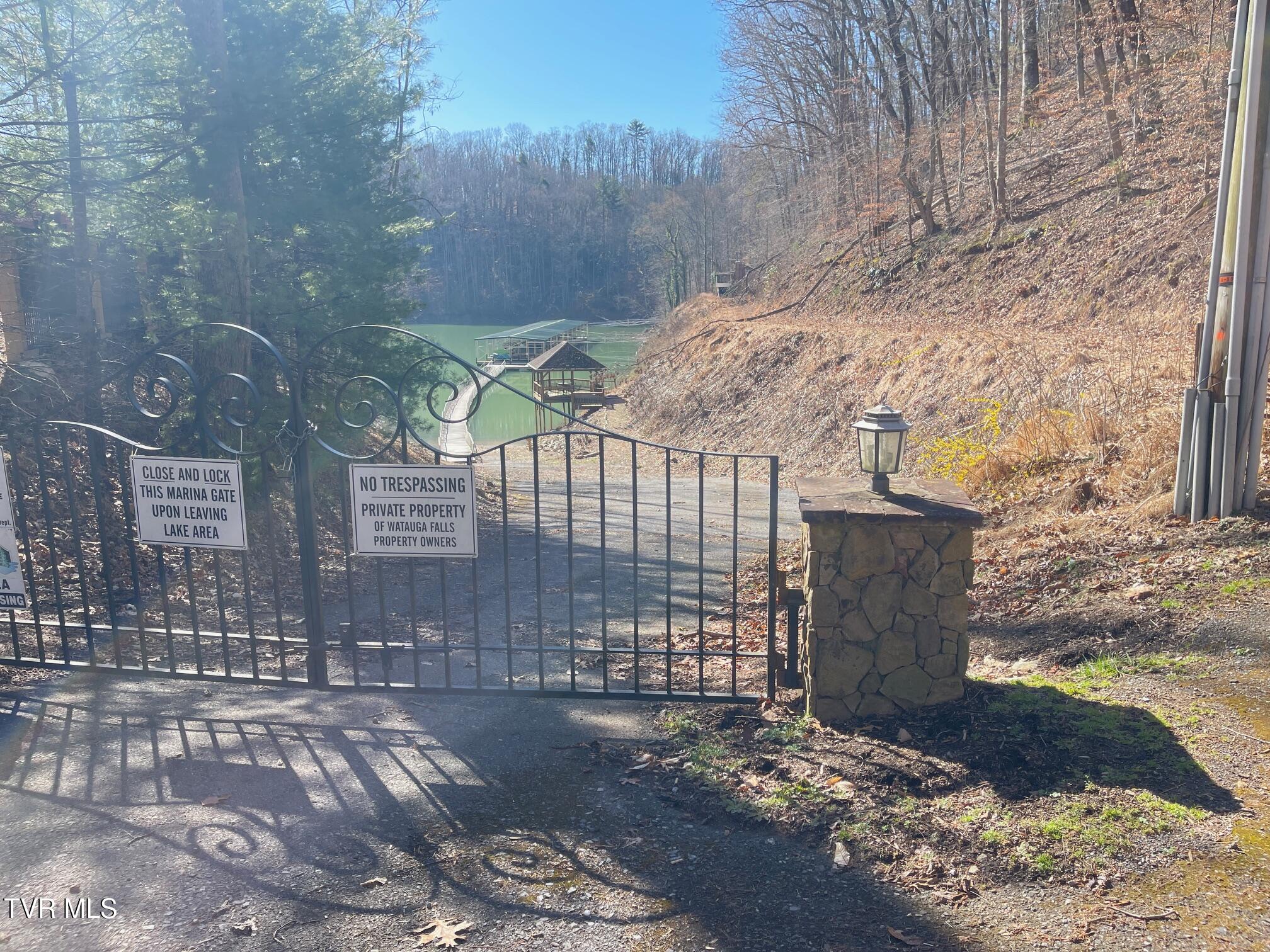 236 Lakeside Drive Butler, TN 37640 - Photo 39 of 61 IMG_7655