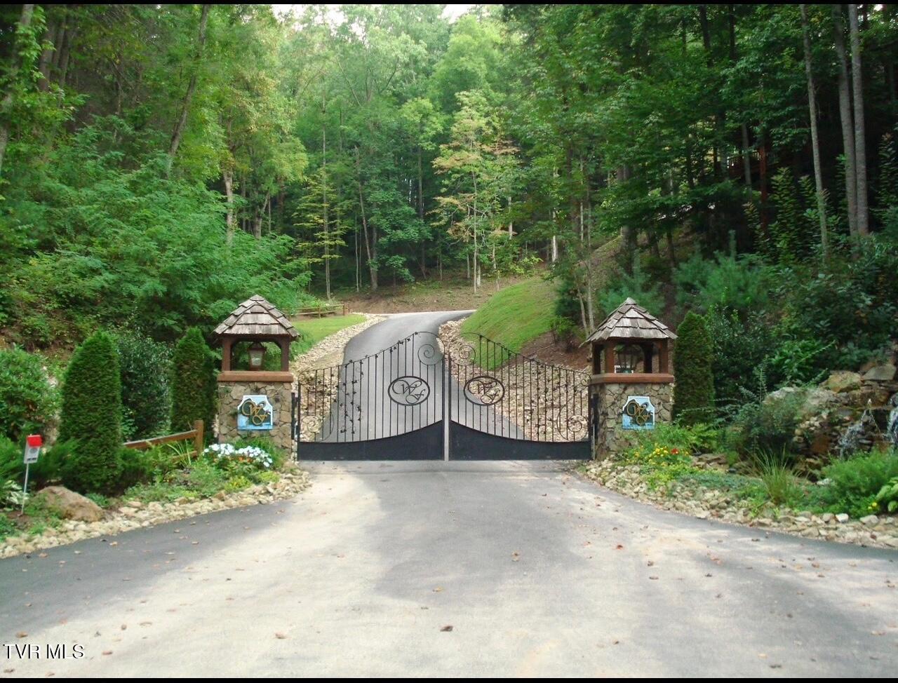 236 Lakeside Drive Butler, TN 37640 - Photo 47 of 61 IMG_8062