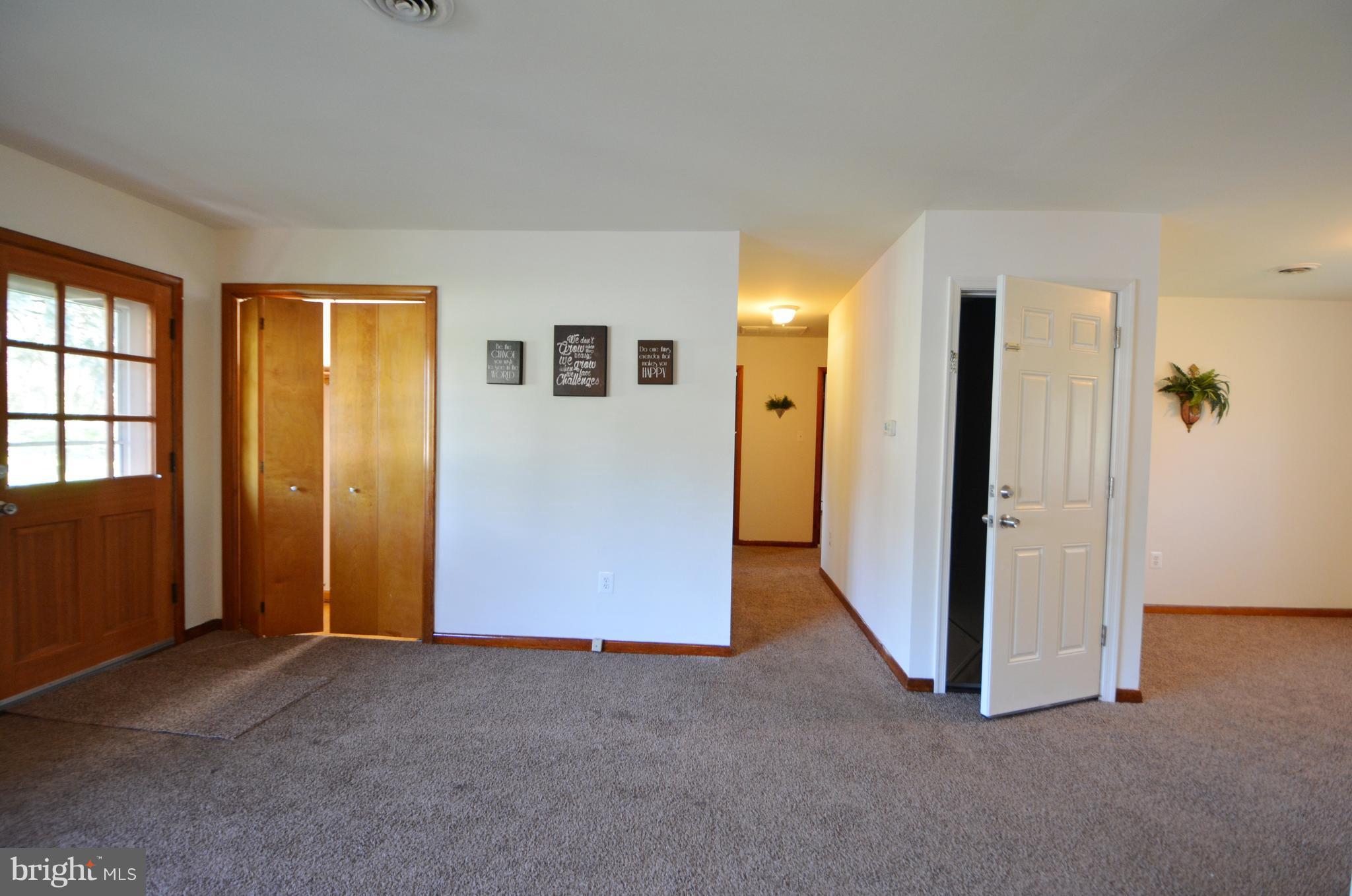 310 Hook Road Westminster, MD 21157 - Photo 22 of 30 Main entry , carpet 2016.