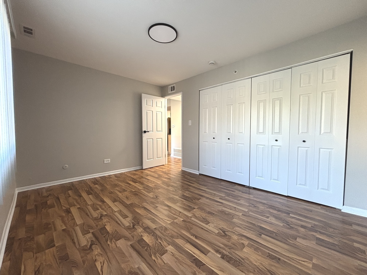 10437 Natoma Avenue, Unit 4 Chicago Ridge, IL 60415 - Photo 12 of 14 Gallery Image 12