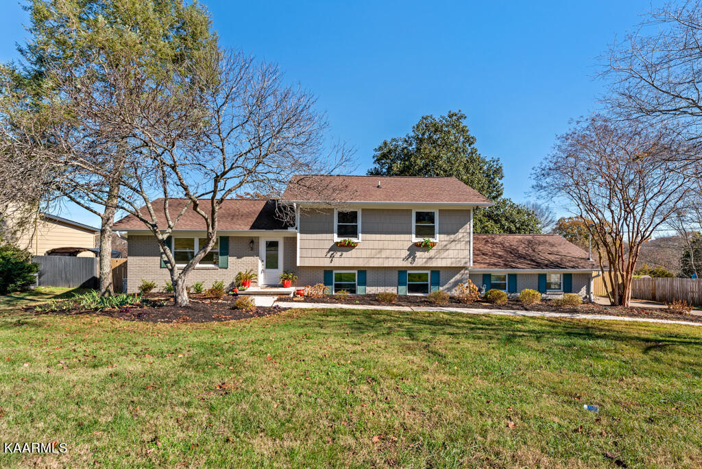 308 McFee Rd