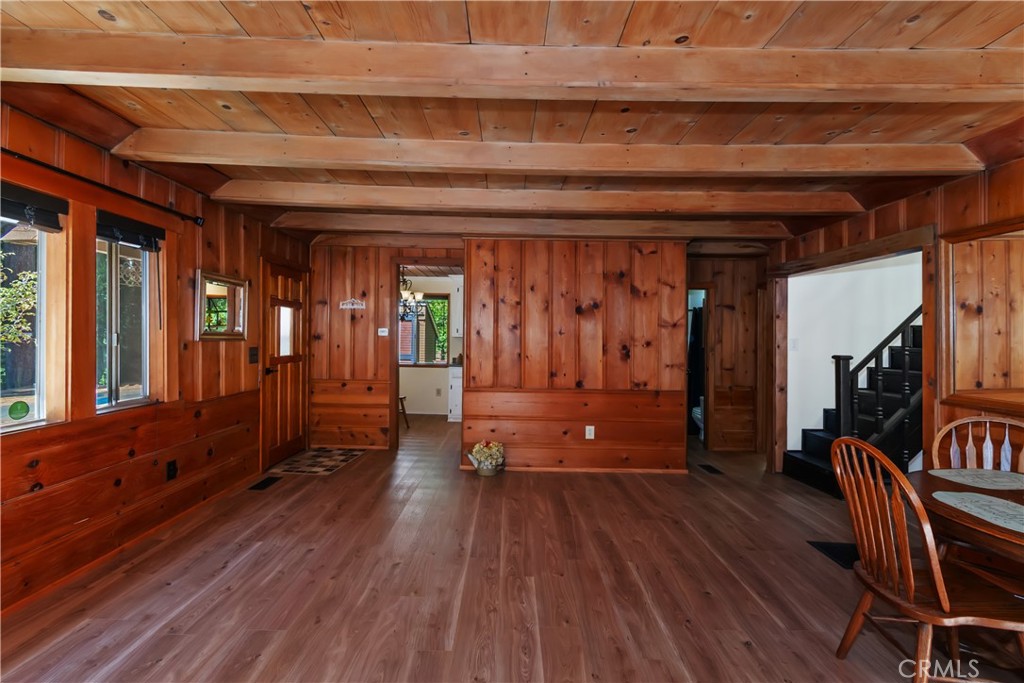 863 Oak Road Lake Arrowhead, CA 92385 - Photo 10 of 42
