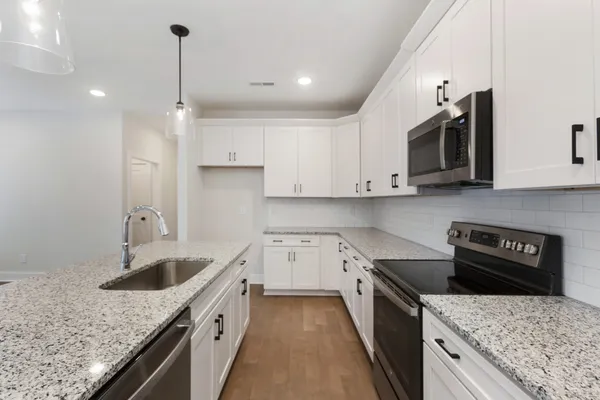 $3,295 | 304 Jasmine Park, Hermitage, TN 37076