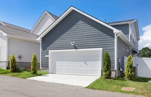 $3,295 | 304 Jasmine Park, Hermitage, TN 37076