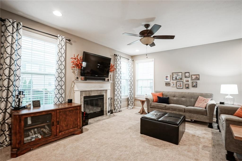 12351 Wolverton Way Fishers, IN 46037 - Photo 12 of 48 Gallery Image 12