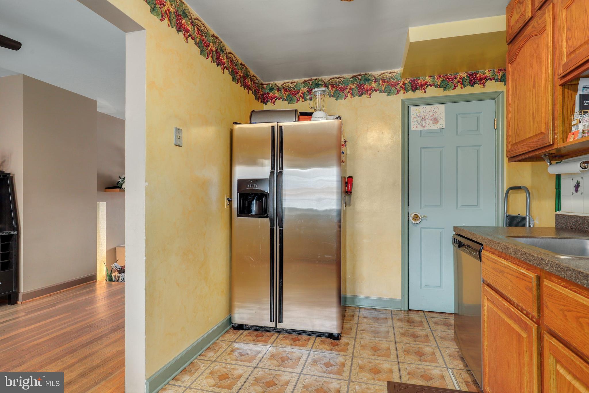 8539 Kings Ridge Road Parkville, MD 21234 - Photo 9 of 29