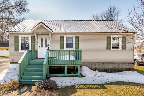 $199,000 | 120 Danforth Avenue, Middleburgh, NY 12122